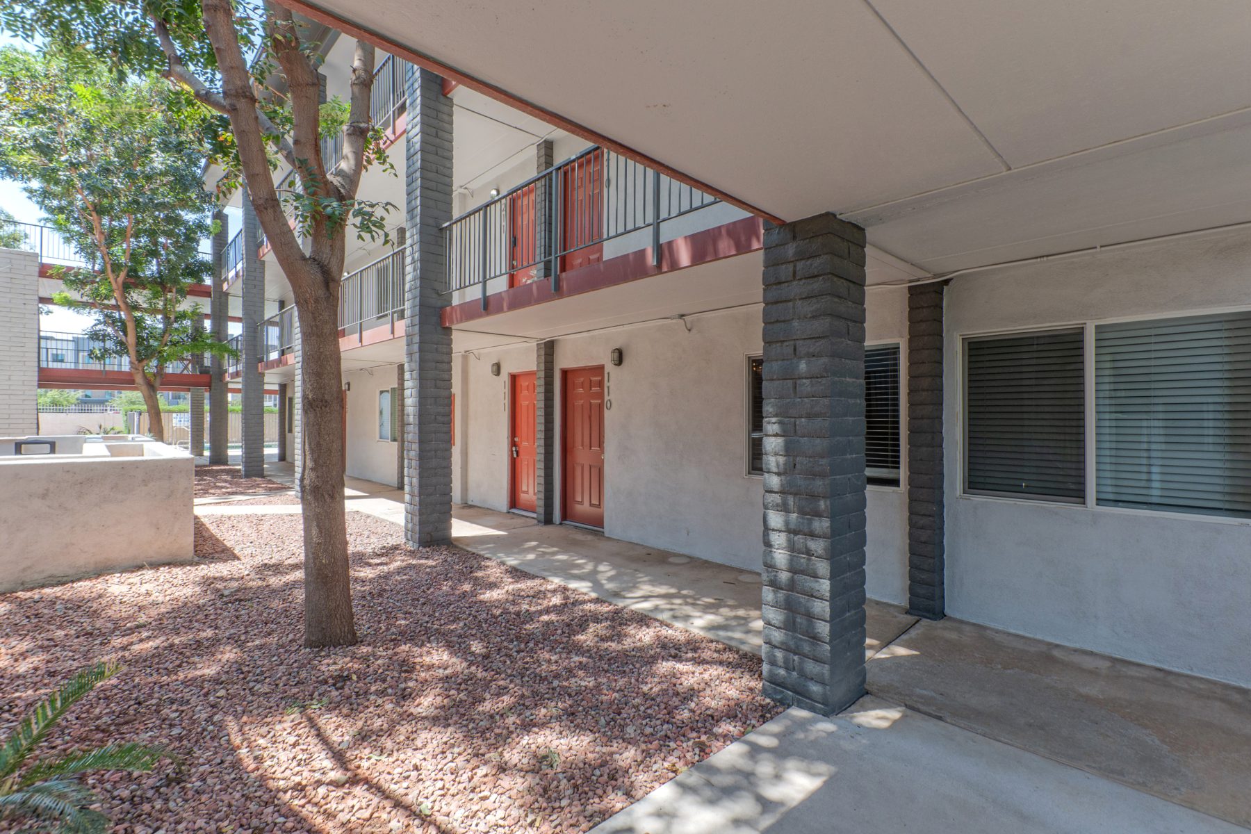 Courtyard walkway