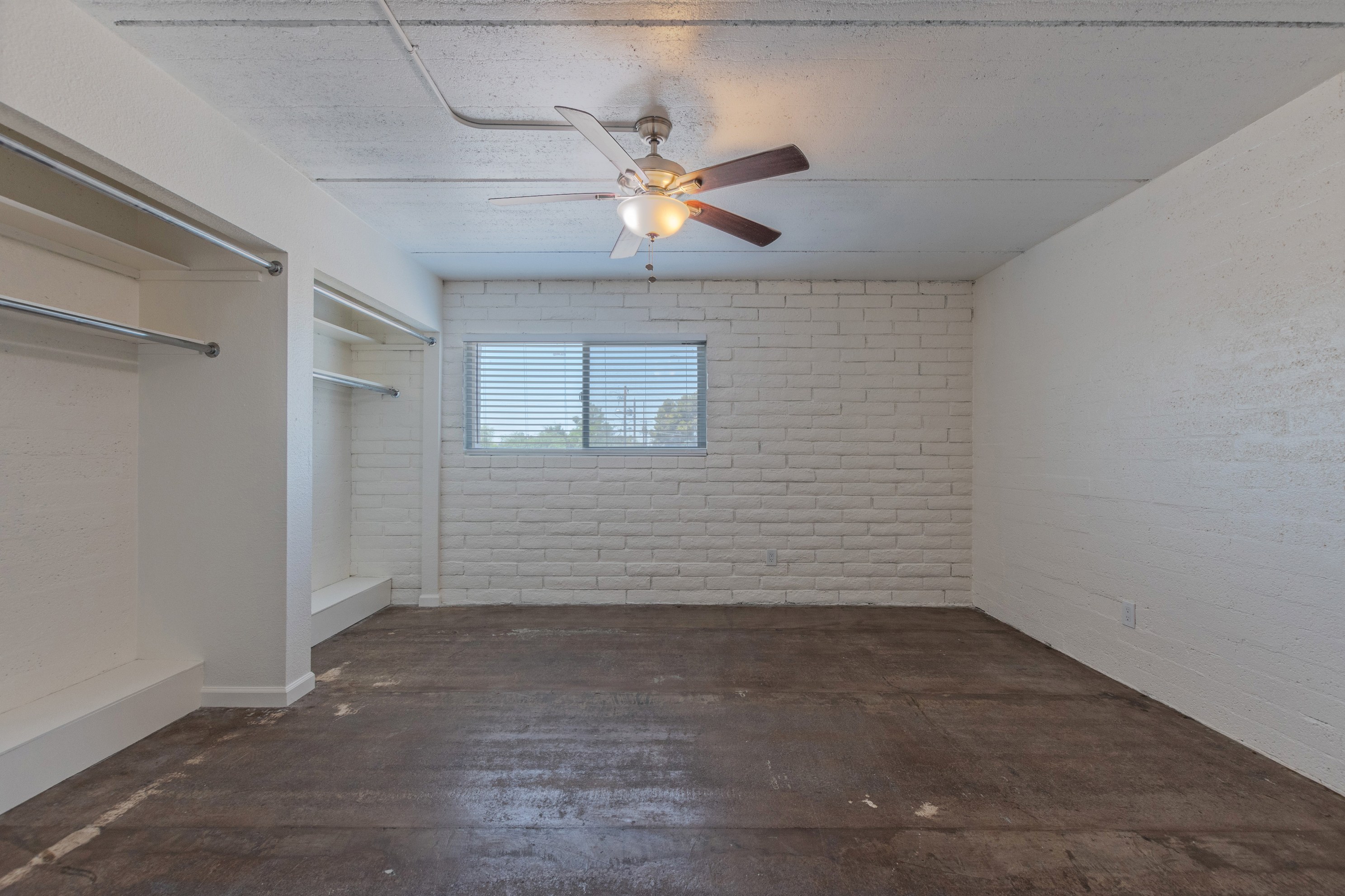 Unit 213 photo 8
